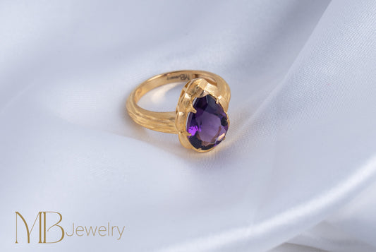 Dewdrop ring in Amethyst