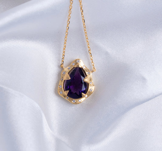 Dewdrop Pendant Necklace in Amethyst small